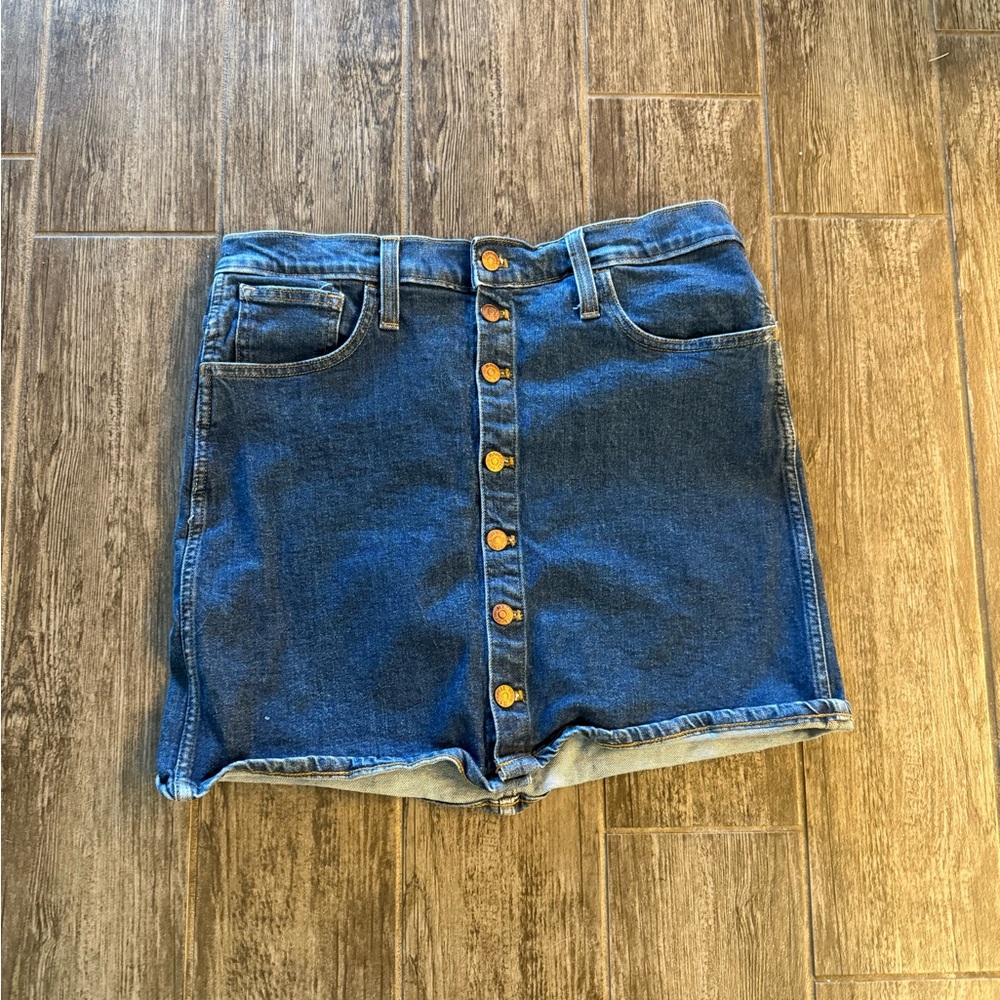 FINAL PRICE - Size 31 Madewell denim skirt🍉